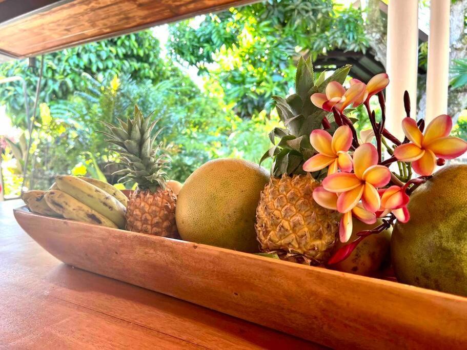 Heitiare Lodge Paea Exterior foto